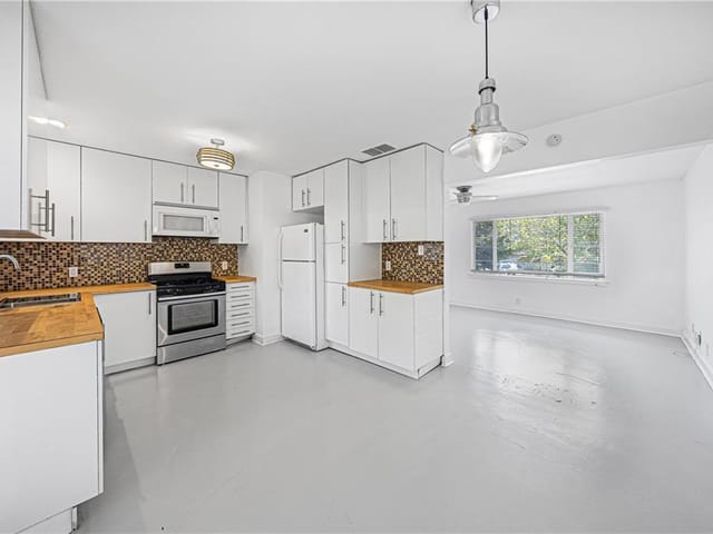 3705 Tower View CT