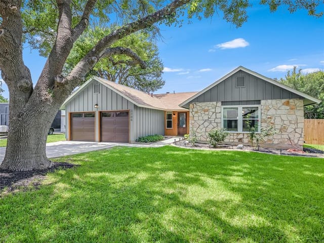 3706 Hobbs Cv