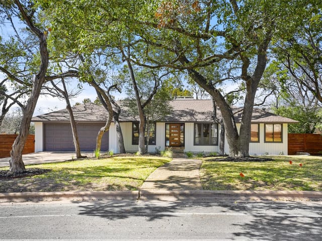3707 Laurel Ledge LN