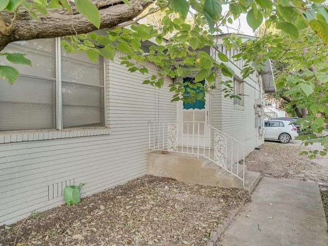3707 Tom Green ST Unit #2