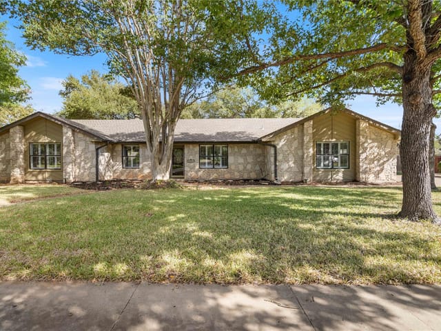 3708 Capistrano Trl
