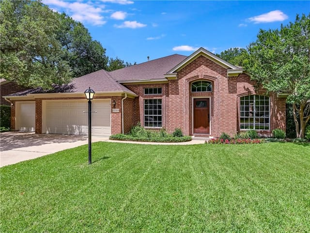 3708 Whitt Loop