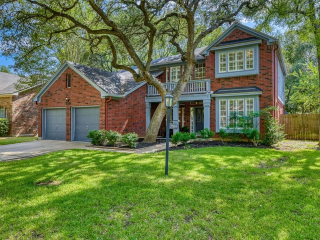 3709 Leadville DR