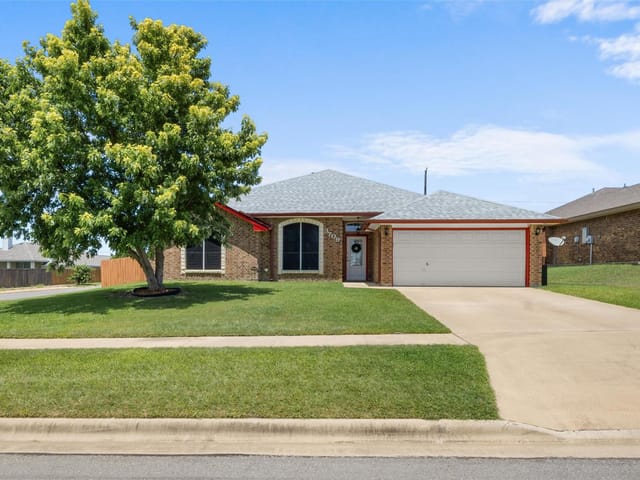 3709 Llano Estacado CT