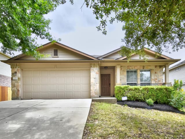 371  Bloomsbury Dr  