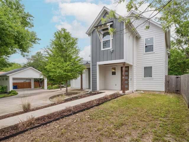 3711 Garden Villa LN Unit #B