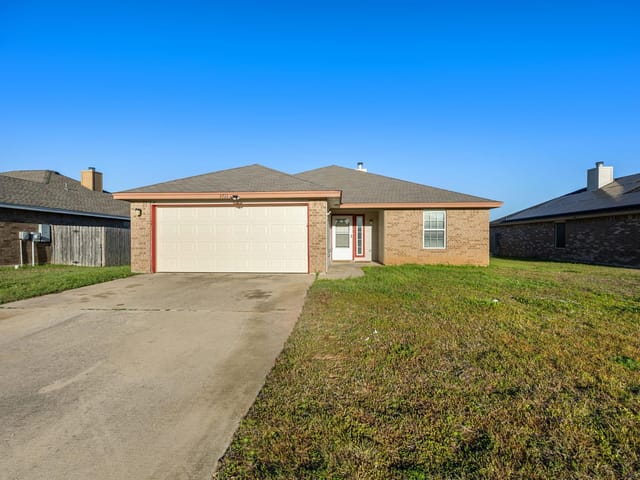 3711 Ida DR