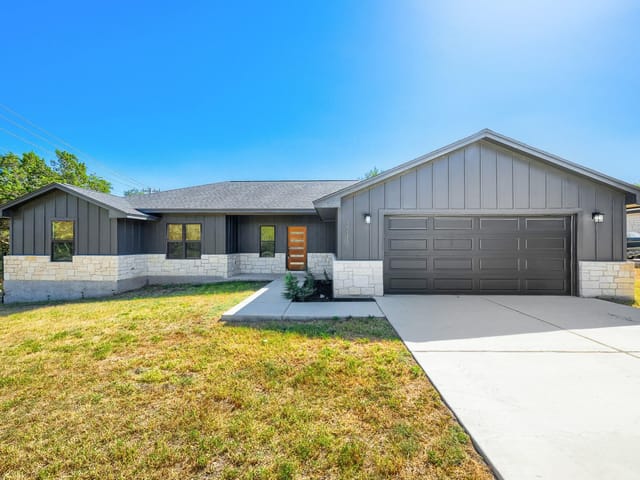 3711 Rock Terrace DR
