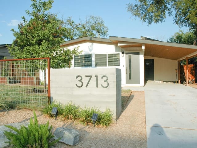3713 Manorwood Rd