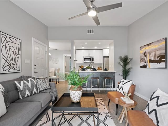 3714 Valley View Rd Unit #B