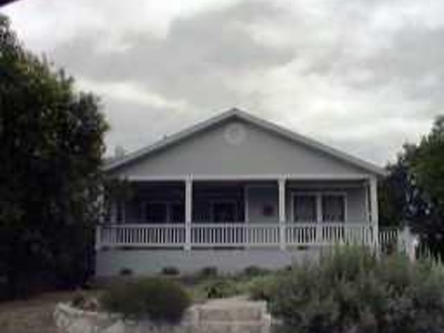 3716 BONNIE RD