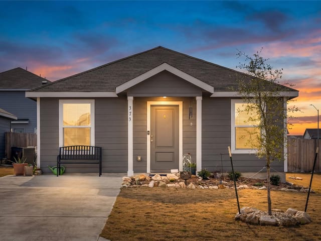 373 Cowpoke Dr
