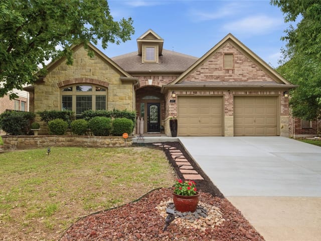 377 Verano DR