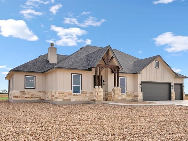 379 Prairie Point DR