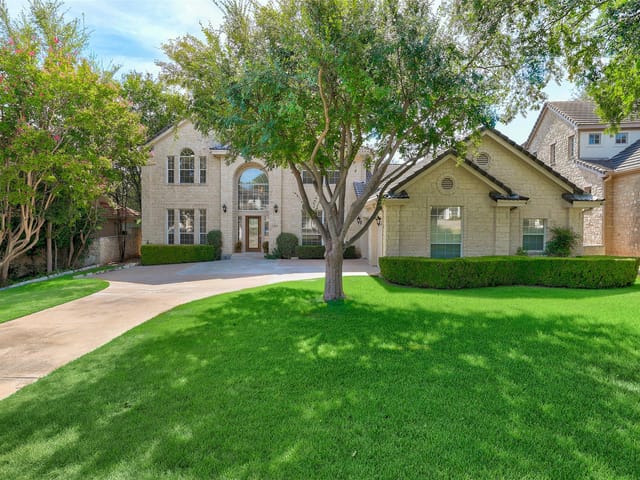 38 Tiburon DR