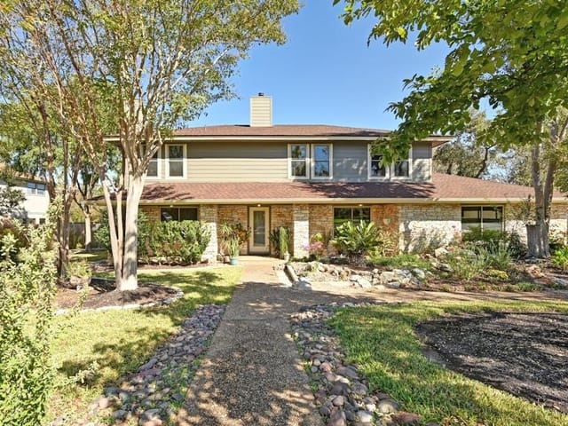 3800 Capistrano Trl