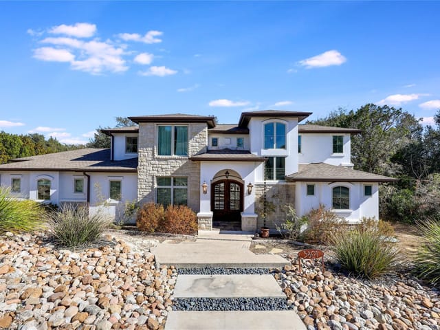3801 Boone DR