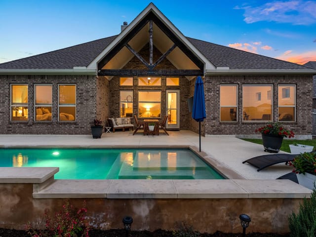3801 Carya Dr