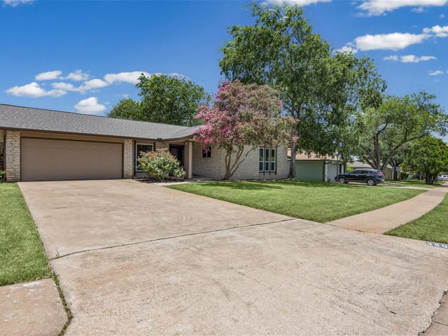 3802 Hawkshead DR