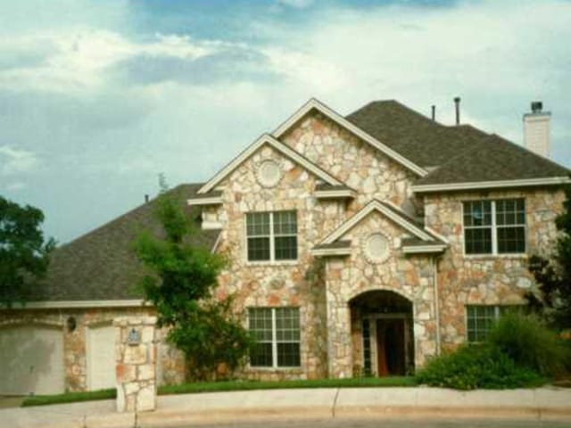 3804 EDWARDS MOUNTAIN Dr
