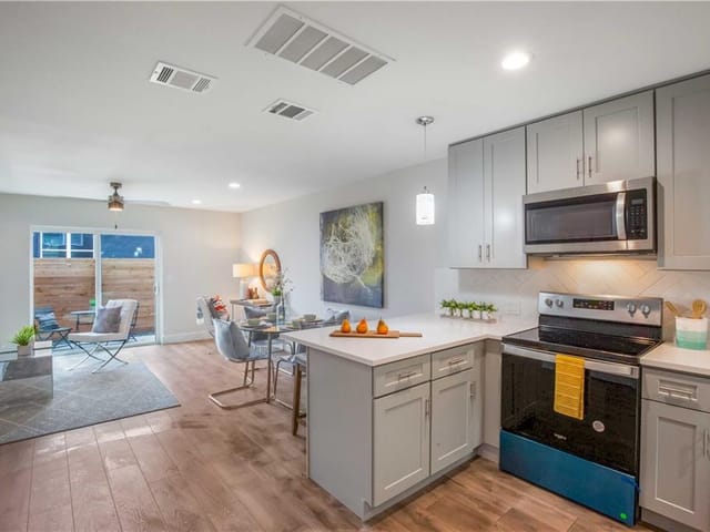 3804 Southway Unit #3