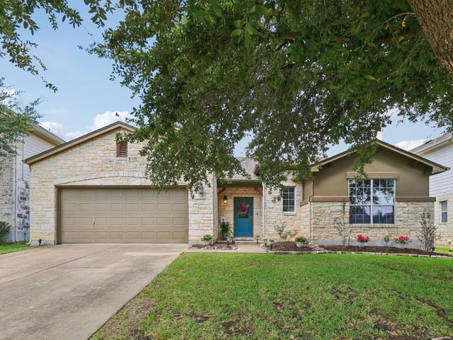 3804 Spyglass CV
