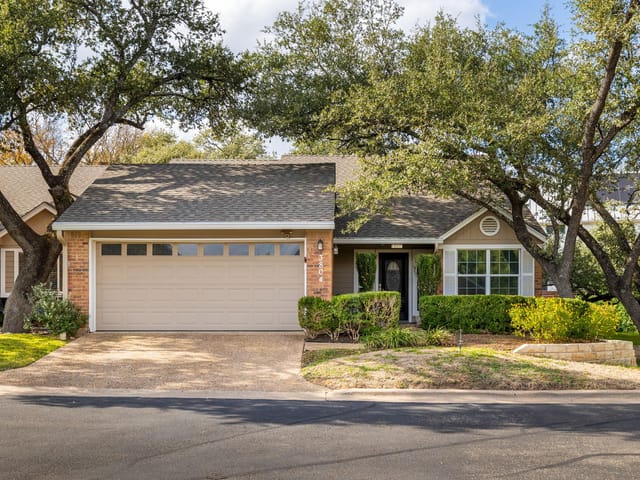 3804 Williamsburg Cir