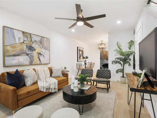3806 Southridge Dr Unit #1
