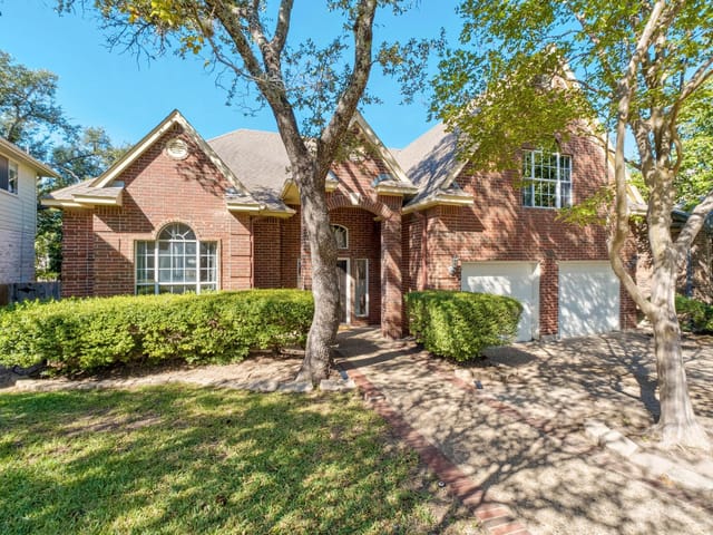 3808 Latimer DR