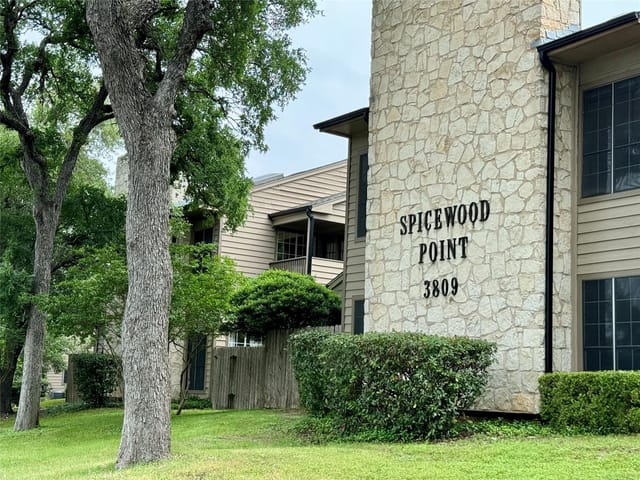 3809 Spicewood Springs RD Unit #137