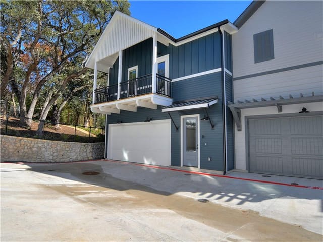 3809 Valley View RD Unit #18