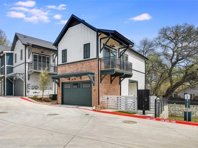 3809 Valley View RD Unit #20