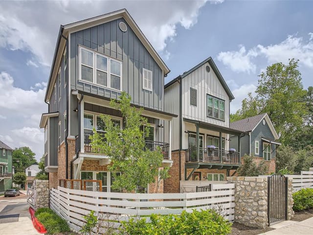 3809 Valley View RD Unit #3