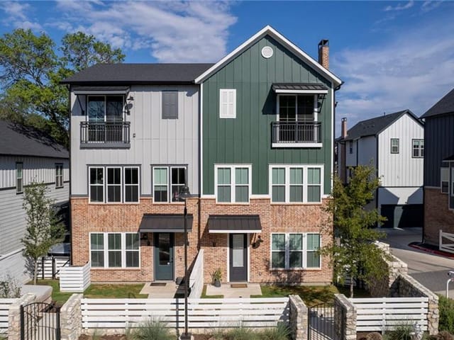 3809 Valley View RD Unit #4