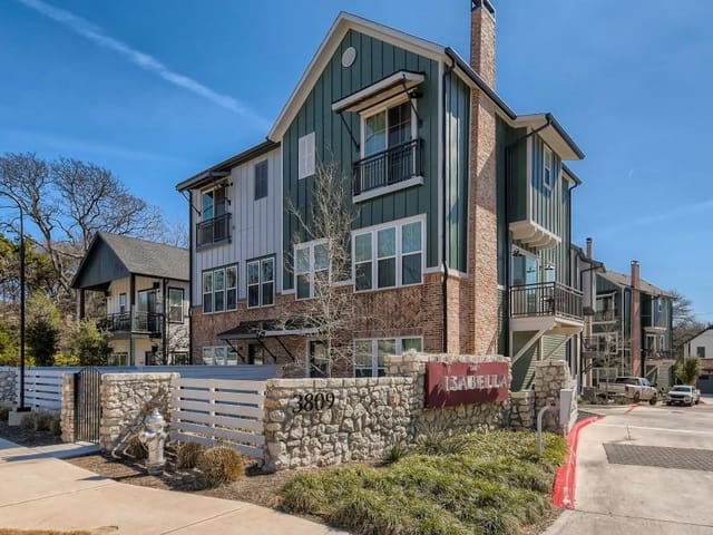 3809 Valley View RD Unit #8