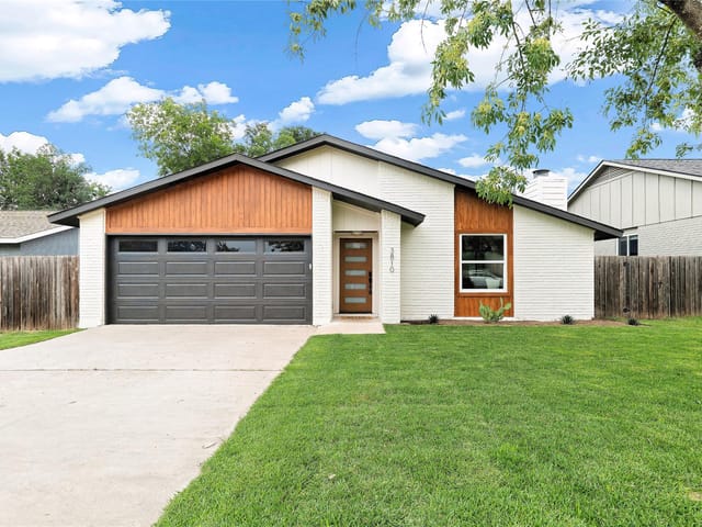 3810 Leafield Dr