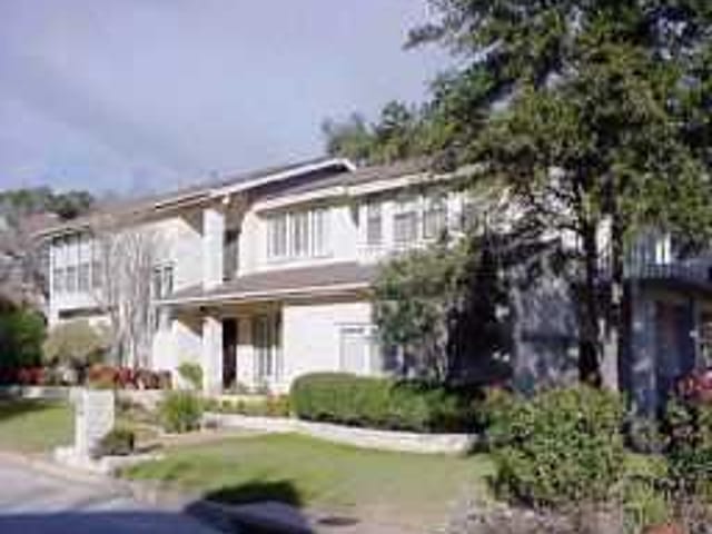 3811 BONNELL Dr