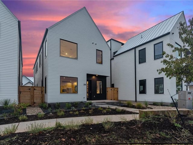 3811 Taniguchi St