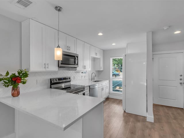 3812 Southway DR Unit #101