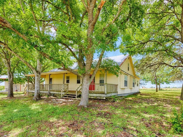 3814  Maeker Rd