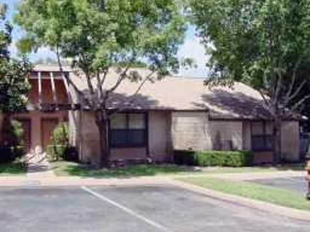 3815 MANCHACA Rd Unit #28