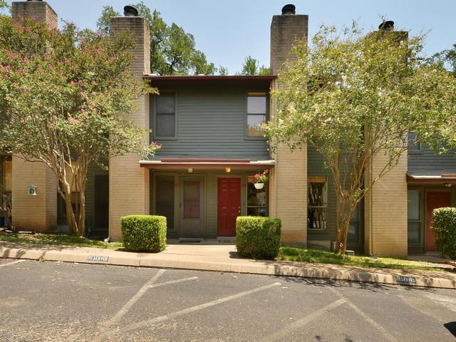 3815 Manchaca Unit #26