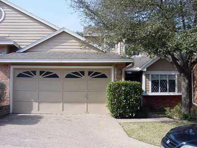 3816 WILLIAMSBURG Cres