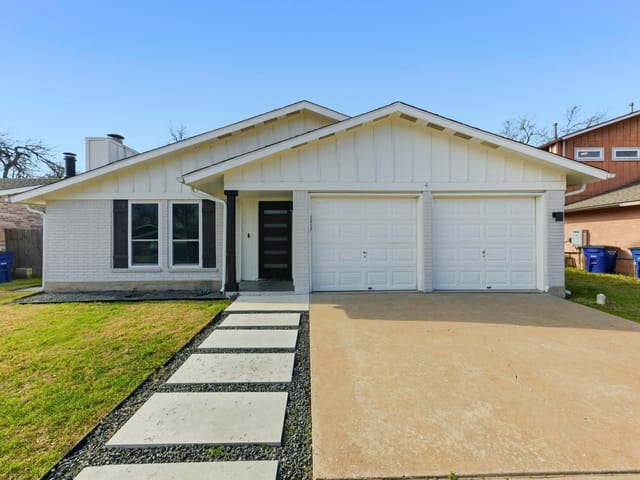 3817 Leafield DR