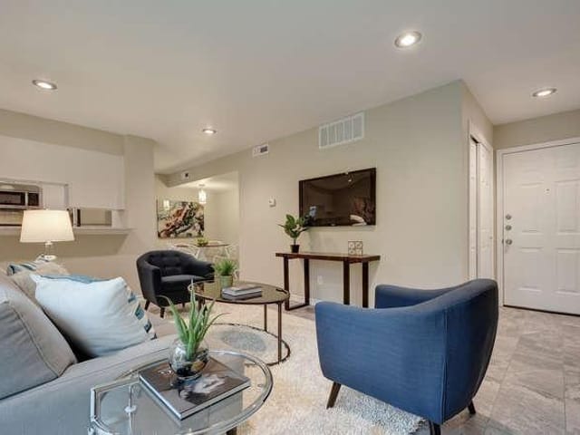 3819 Southway DR Unit #115