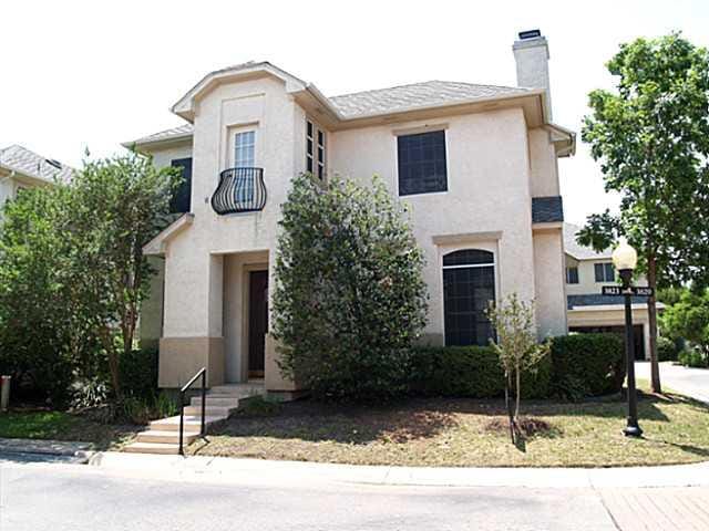 3823 Gaines