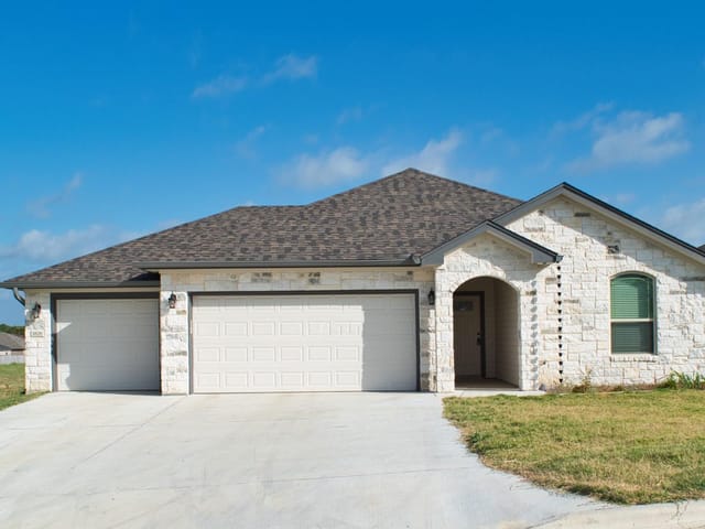 3826 Leming CT