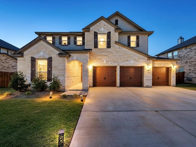 3830 Riardo DR