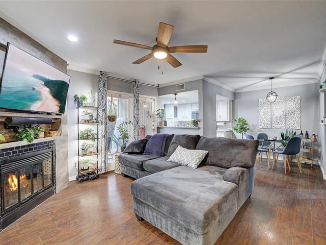 3840 Far West Blvd Unit #101