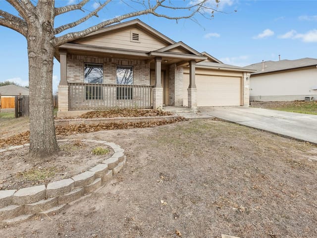 386 Paddington Dr